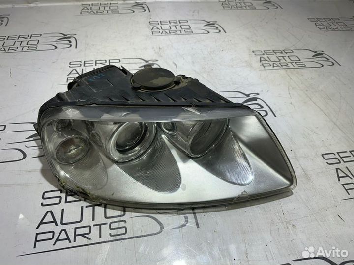 Фара правая Volkswagen Touareg 7L 3.2 BAA 2004