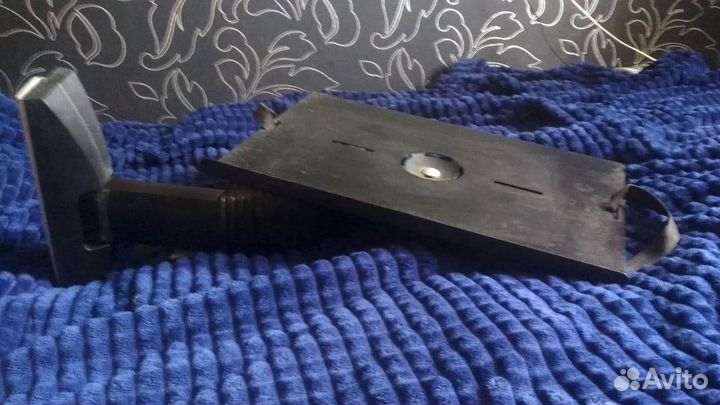 Подставка под телевизор