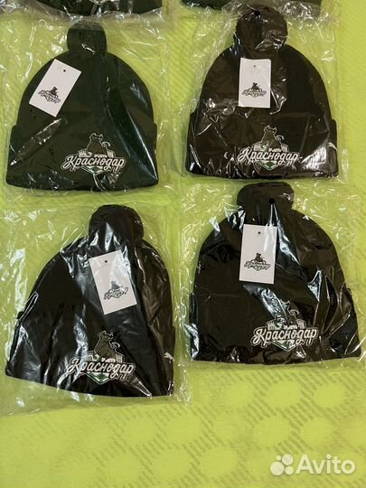 Шапки фк Краснодар,черные и зеленые