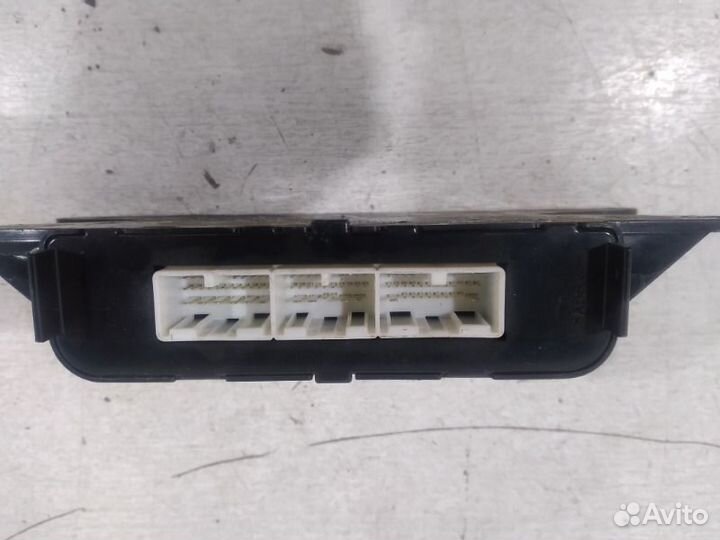 Блок электронный Cadillac Sts 1 2005-2011