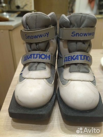 Лыжные ботинки