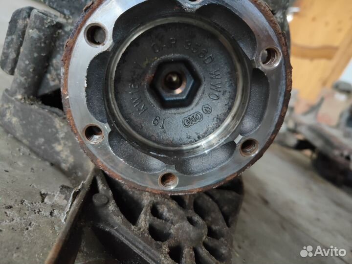 Задний редуктор audi a8 d4 tfsi 3.0