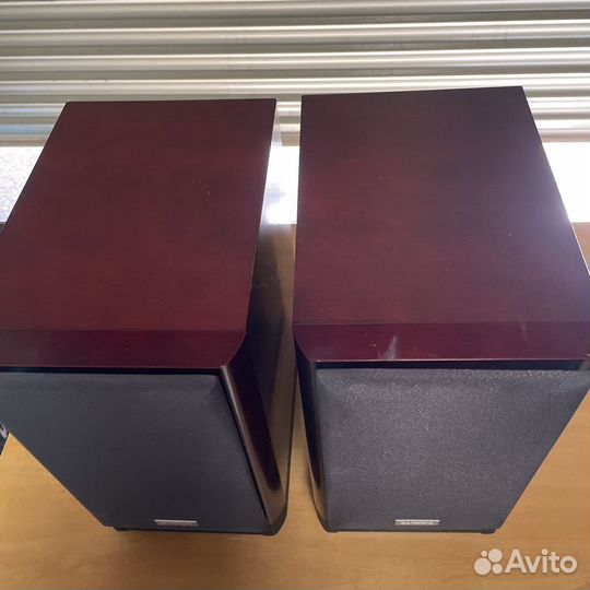 Колонки Onkyo D-152е, D-052