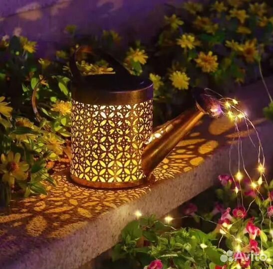 Уличный фонарь чайник на солнечных батареях