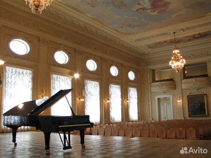 Преподаватель по фортепиано