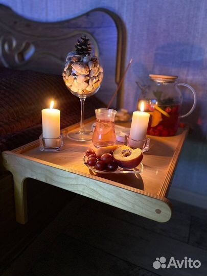 Полка прикроватная