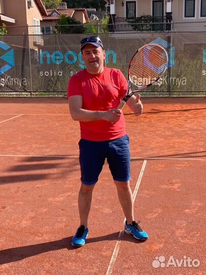 Тренер по большому теннису