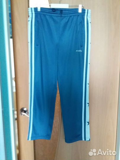 Спортивный костюм женский р-р 52-54