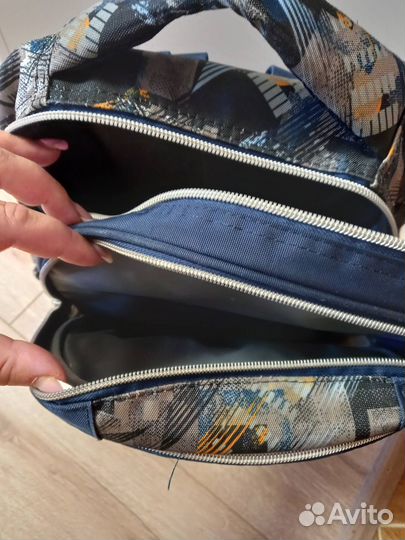 Рюкзак школьный