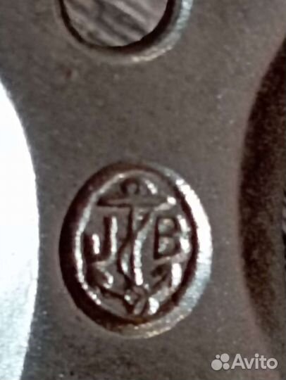 Старинная механическая машинка для стрижки волос