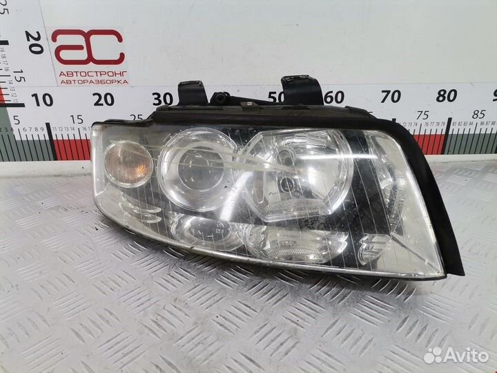 Фара передняя для Audi A4 B6 8E0941030C