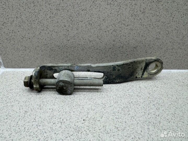 Планка натяжения ремня генератора Mitsubishi Asx