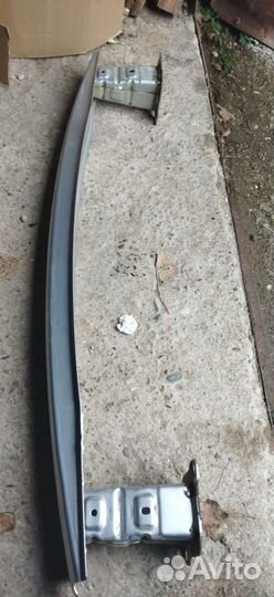 Усилитель заднего бампера на Skoda Fabia