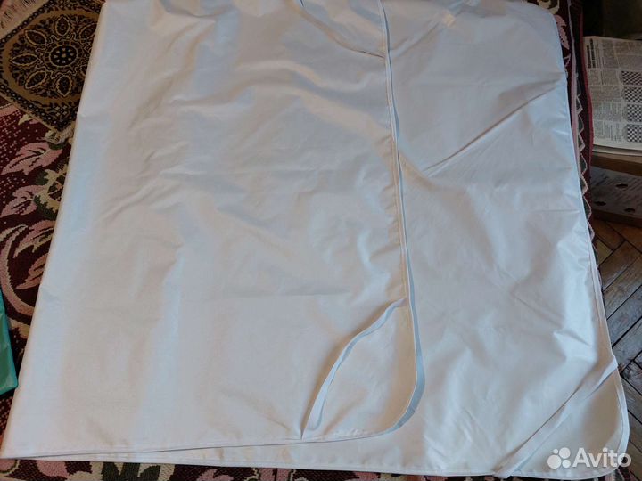 Наматрасник на 4х резинках 110х190