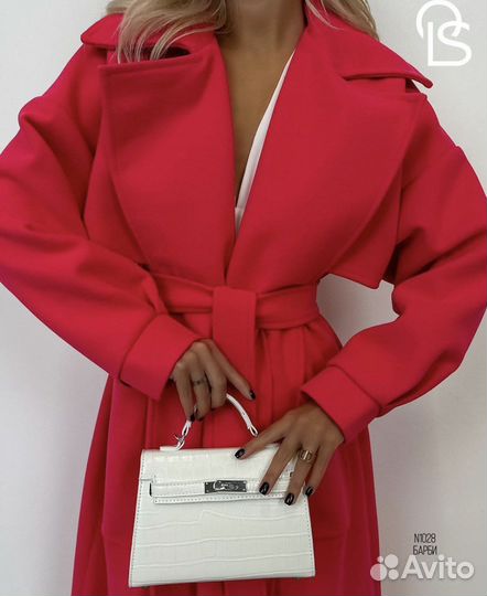 Пальто яркая фуксия