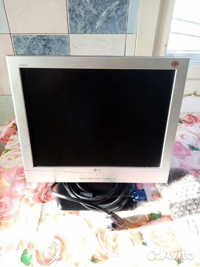 Монитор LG