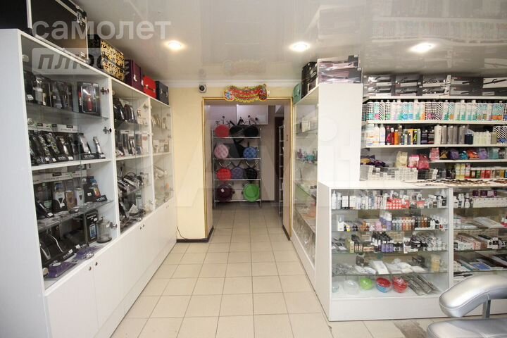 Продам торговое помещение, 185.6 м²