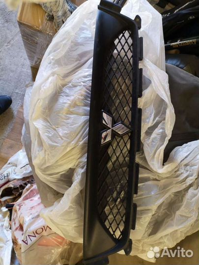 Решетка радиатора на Мицубиши ASX 2010-2013