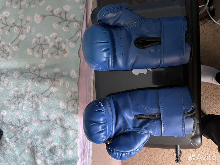 Боксерские перчатки Green hill