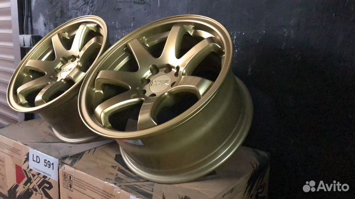 XXR 551 16x8 ET21 4x100/114.3 Gold