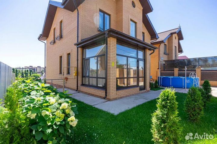 Окна для коттеджа