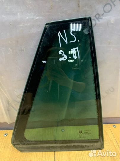 Стекло заднее правое Opel Insignia хетчбэк 5-ти