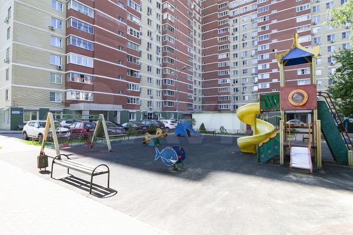 2-к. квартира, 69,4 м², 13/17 эт.