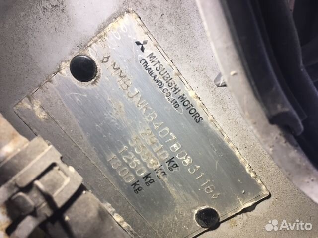 Разбор на запчасти Mitsubishi L200