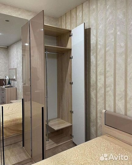 Шкаф купе современный