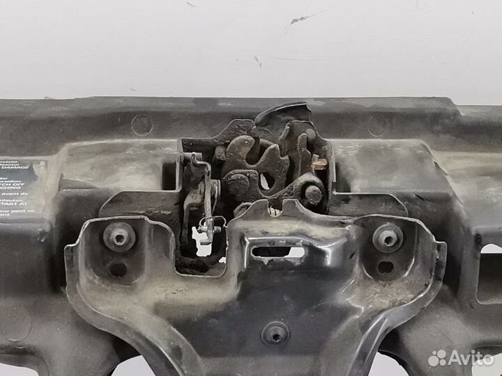 Панель передняя (телевизор) для Volkswagen Golf 4