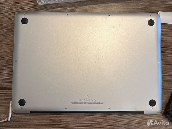 Apple mackbook 2012 A1286