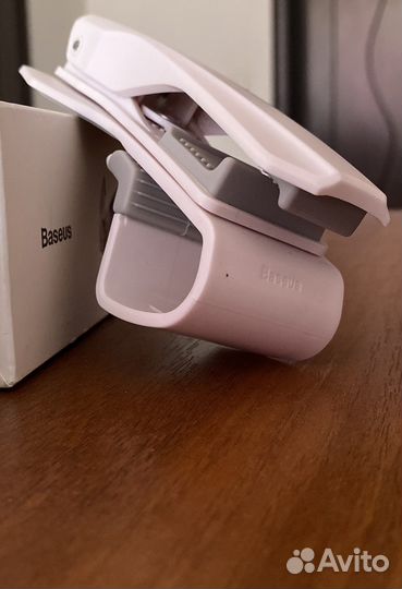 Автодержатель для телефона на приборную панель