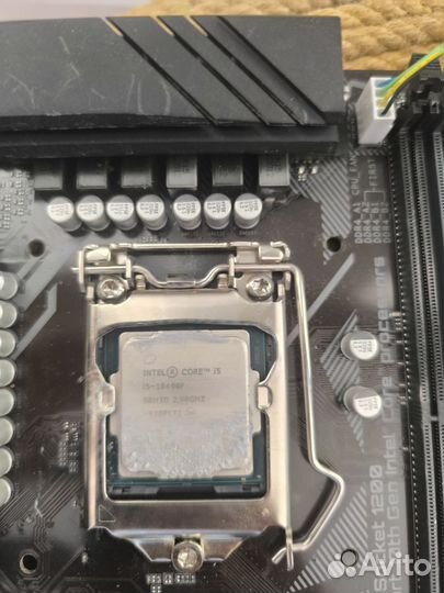 Материнская плата Asus z490 и процессор Intel i5