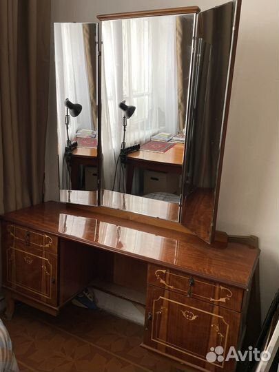 Зеркало трельяж