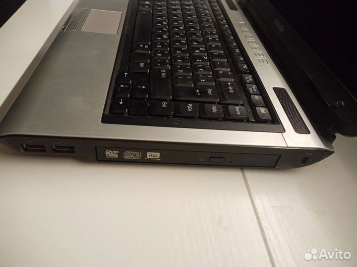 Ноутбук Toshiba Satellite M100-233