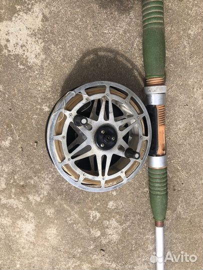 Спиннинг крокодил бу