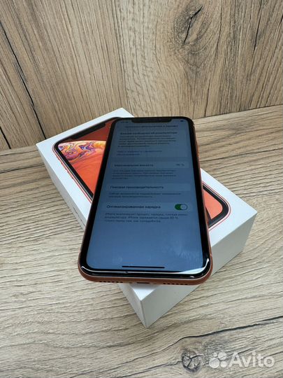 iPhone Xr, 64 ГБ