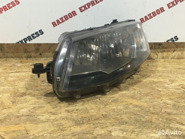 Фара левая Skoda Octavia A7