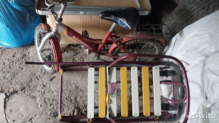 Велосипед детский и санки