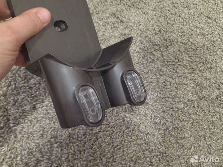 Крепление настенное для пылесоса Dyson