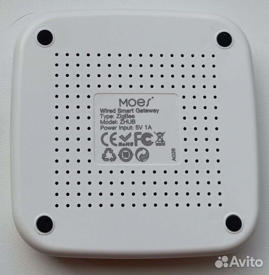 ZigBee шлюз для умного дома Moes/Tuya