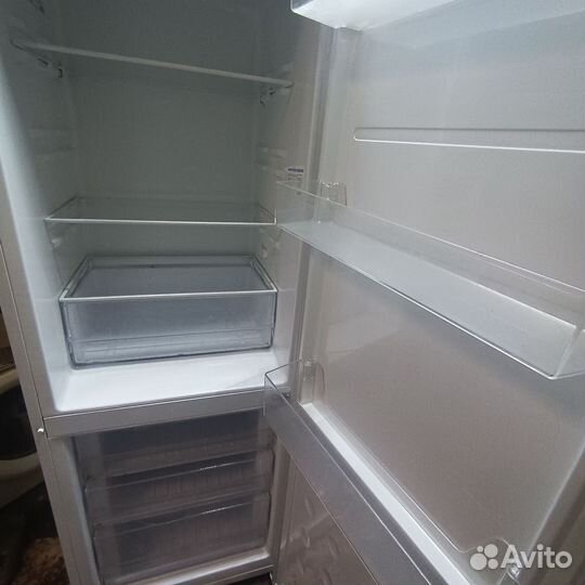 Холодильник samsung