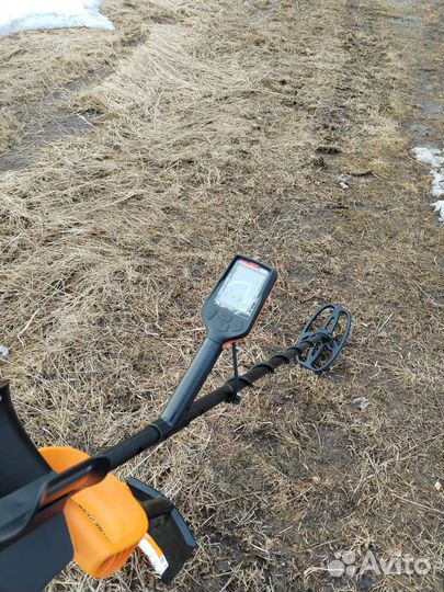 Металлоискатель Quest x10 pro