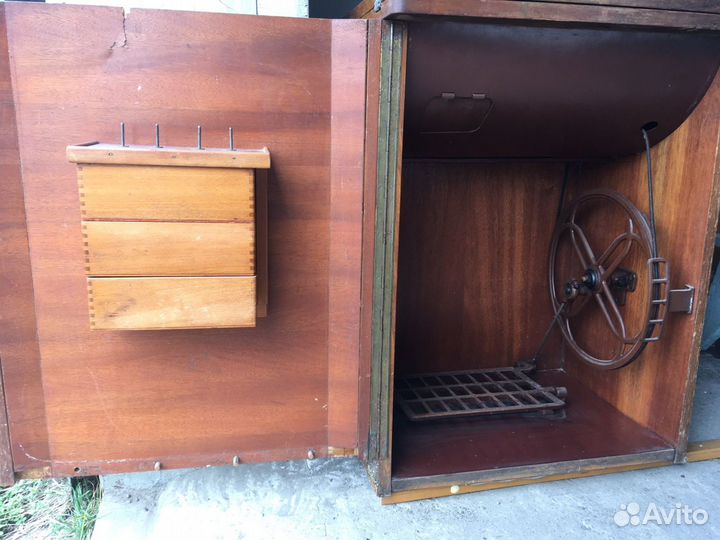 Швейная машина Minerva 122