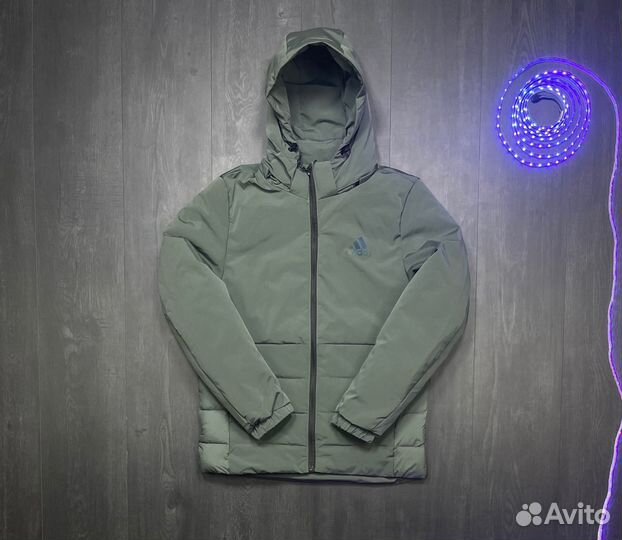 Спортивная куртка Adidas