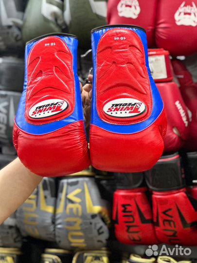 Боксерские перчатки twins