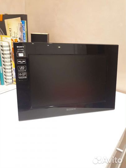 Фоторамка Sony s-frame dpf-c1000