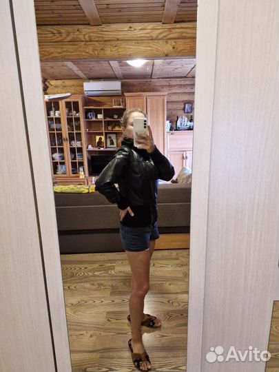 Куртка кожаная женская 42