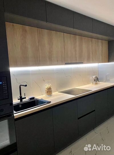 Кухня до потолка на заказ