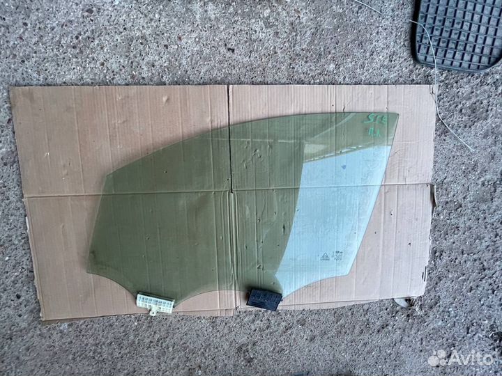 Переднее левое стекло Хендай Санта Фе 4 тм